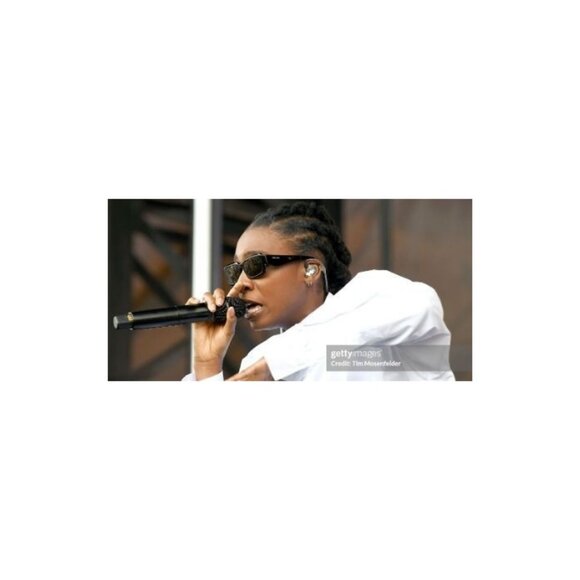 New PRADA Black Rectangle PR 27ZS 16K-08Z Sunglasses Women - Picture 4 of 8